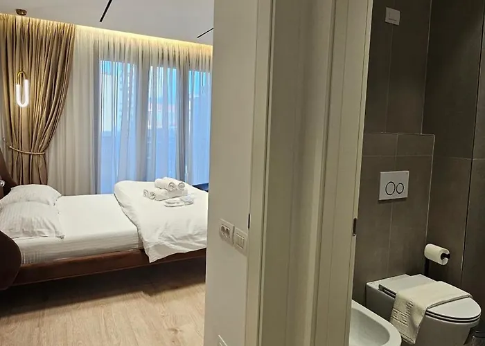 Center Easy_luxury 公寓